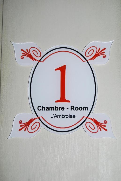 Chambre D'Hotes L'Ambroise Troyes Ruang foto