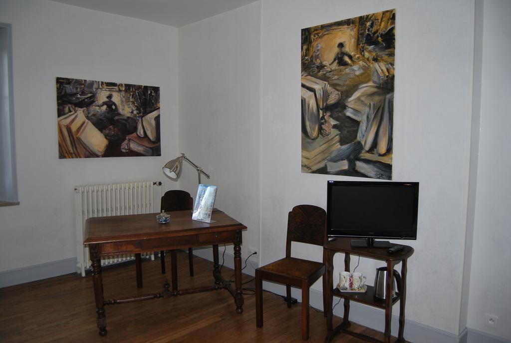 Chambre D'Hotes L'Ambroise Troyes Ruang foto